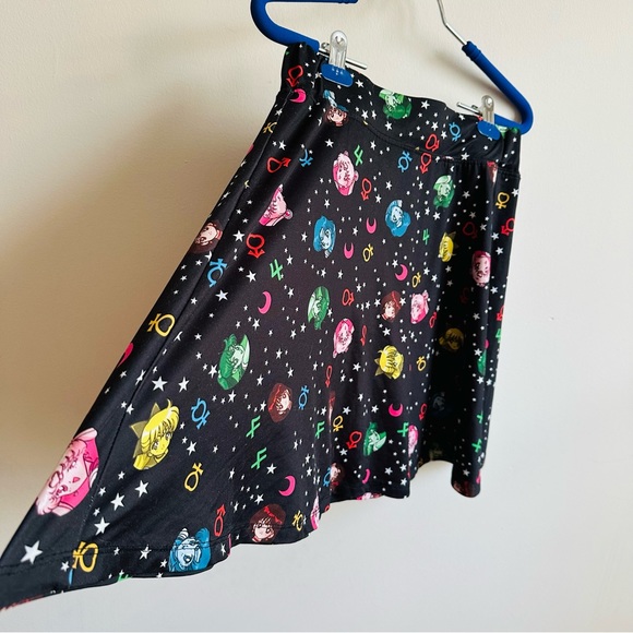 ★ Sailor Moon Printed Themed Mini Skirt - Multicolored Black ★ - Picture 10 of 12